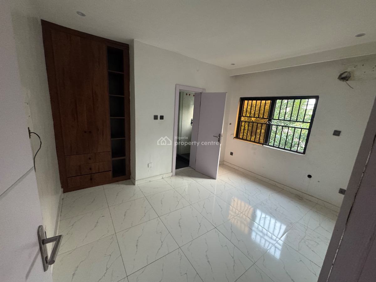 Serviced 3 Bedroom Flat with Bq in Lekki Phase 1., Lekki Phase 1, Lekki Phase 1, Lekki, Lagos, Flat / Apartment for Rent