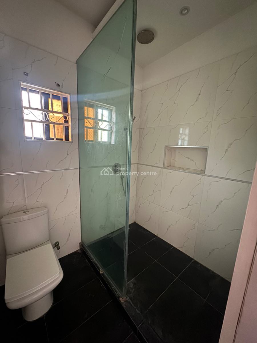 Serviced 3 Bedroom Flat with Bq in Lekki Phase 1., Lekki Phase 1, Lekki Phase 1, Lekki, Lagos, Flat / Apartment for Rent