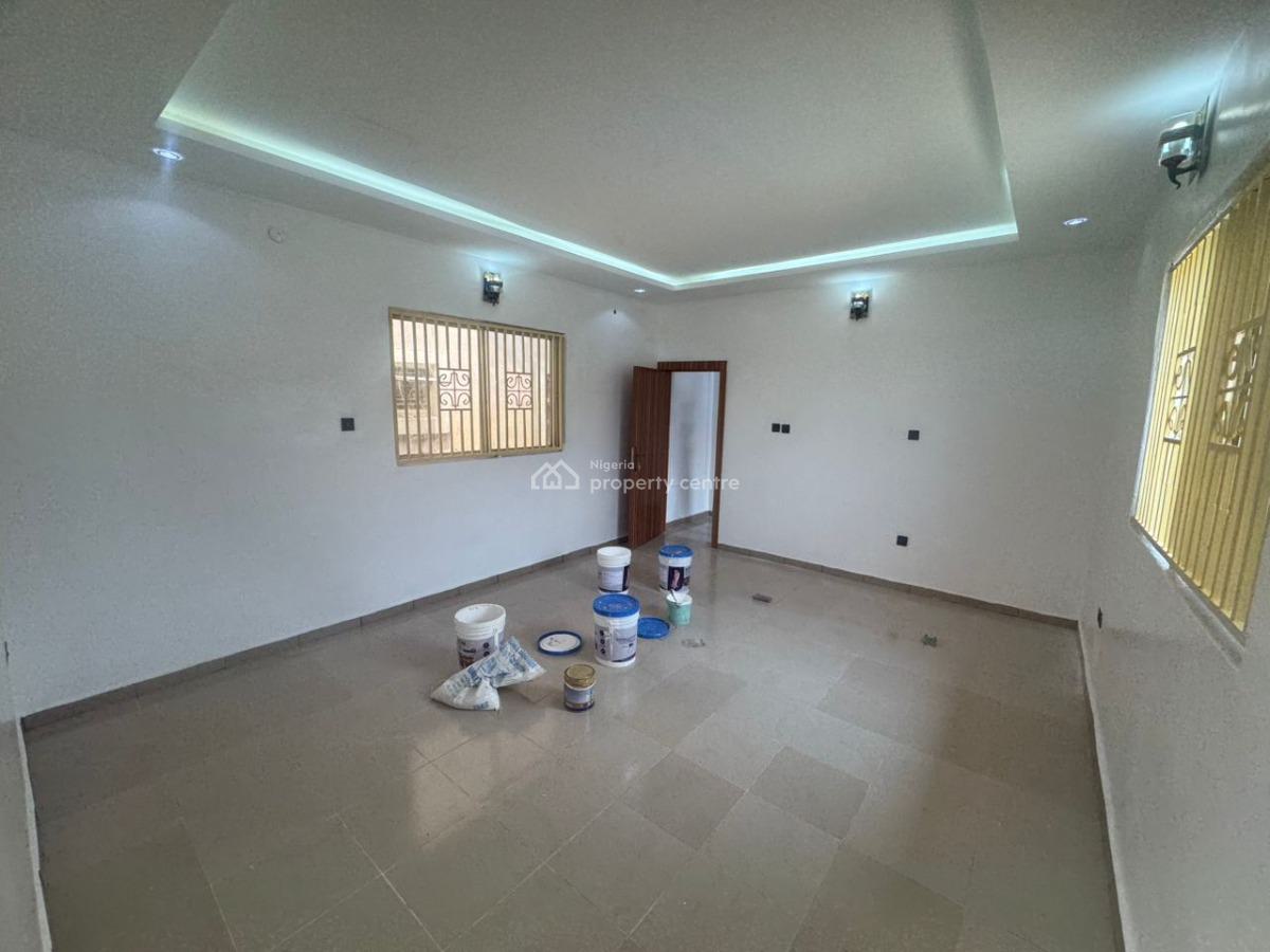 Spacious Clean Two Bedroom (self Serviced), Lekki Phase I, Lekki Phase 1, Lekki, Lagos, Flat / Apartment for Rent