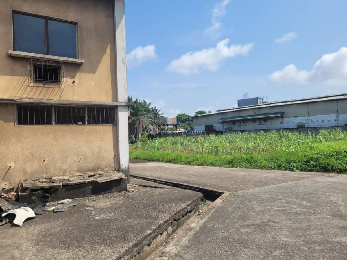 Warehouse of 1,780sqm on 8,700 Sqm Land, Surulere, Surulere, Lagos, Warehouse for Rent