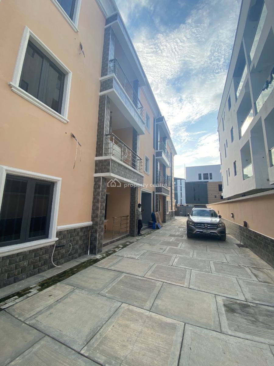 Newly Built 3 Bedroom Flat, Lekki Phase 1, Lekki, Lagos, Flat / Apartment for Rent