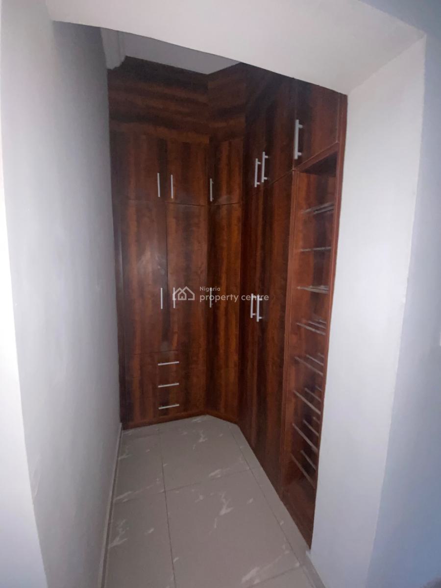 Newly Built 3 Bedroom Flat, Lekki Phase 1, Lekki, Lagos, Flat / Apartment for Rent