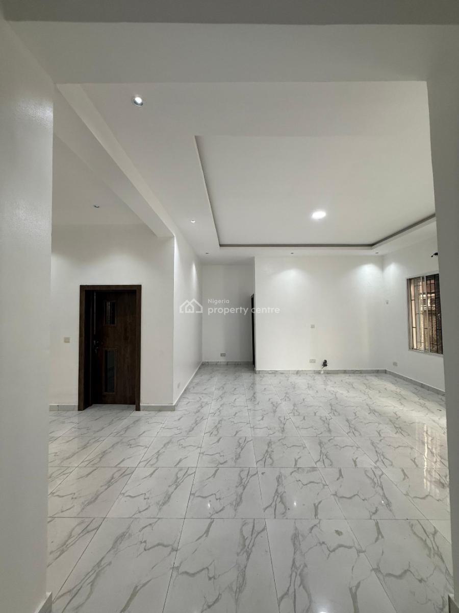 Tastefully Built 2 Bedroom, Off Bisola Durosimi Etti Drive, Lekki Phase 1, Lekki, Lagos, Flat / Apartment for Rent