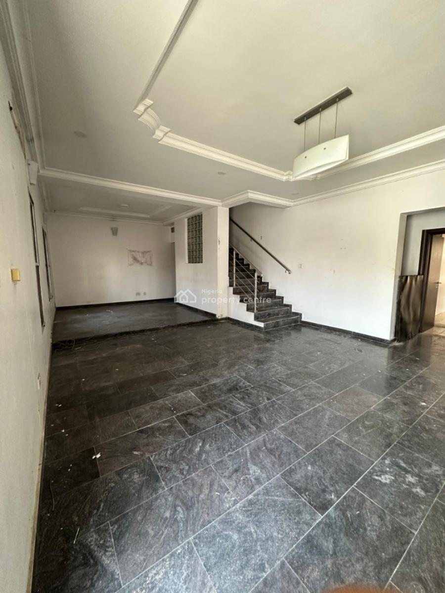 Spacious 5 Bedroom Semi-detached House with a Room Bq, Lekki Phase 1, Lekki, Lagos, Semi-detached Duplex for Rent