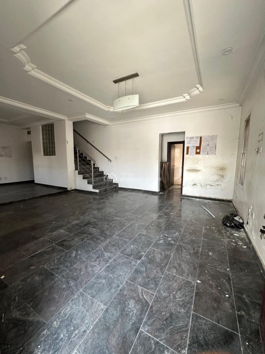 Spacious 5 Bedroom Semi-detached House with a Room Bq, Lekki Phase 1, Lekki, Lagos, Semi-detached Duplex for Rent