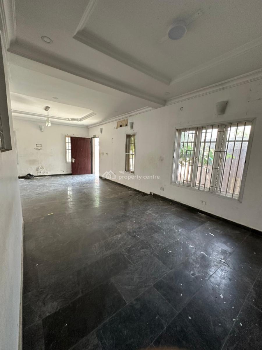 Spacious 5 Bedroom Semi-detached House with a Room Bq, Lekki Phase 1, Lekki, Lagos, Semi-detached Duplex for Rent