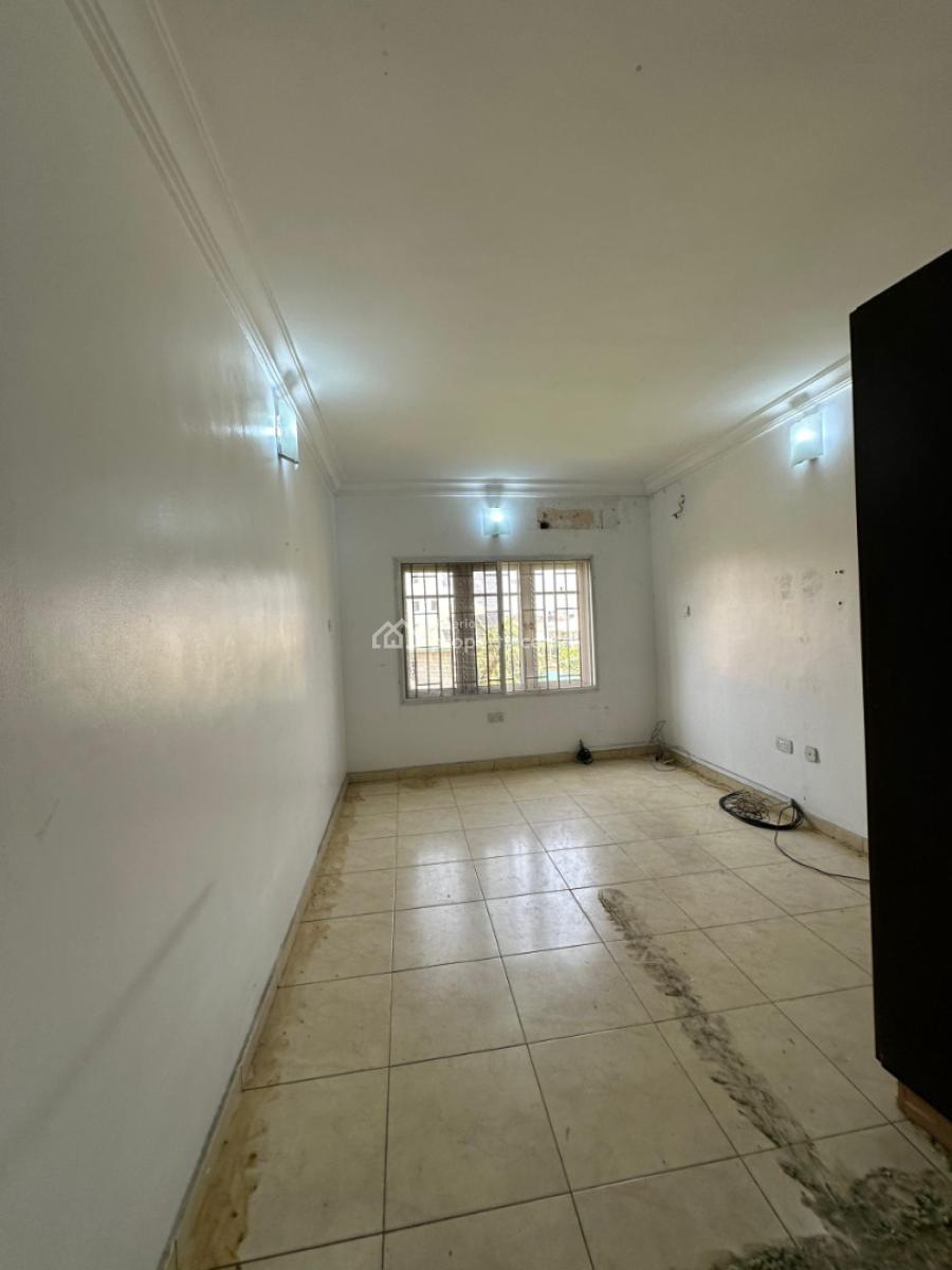 Spacious 5 Bedroom Semi-detached House with a Room Bq, Lekki Phase 1, Lekki, Lagos, Semi-detached Duplex for Rent