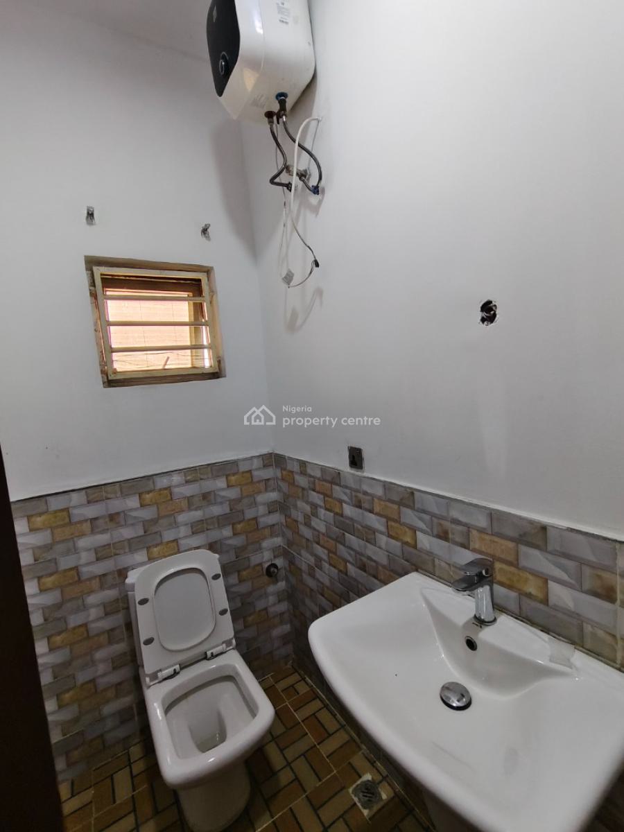 Sharp and Spacious 2 Bedrooms Service Apartment, Peninsula, Off Abraham Adesanya, Ajah, Lagos, Flat / Apartment for Rent