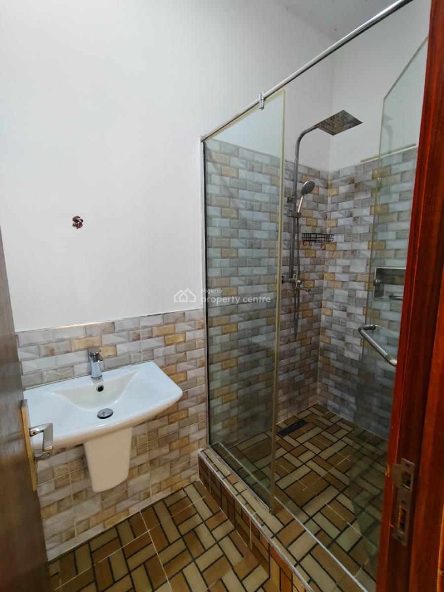 Sharp and Spacious 2 Bedrooms Service Apartment, Peninsula, Off Abraham Adesanya, Ajah, Lagos, Flat / Apartment for Rent