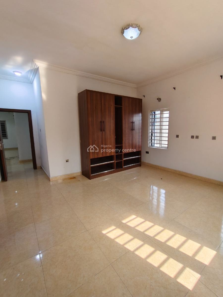 Sharp and Spacious 2 Bedrooms Service Apartment, Peninsula, Off Abraham Adesanya, Ajah, Lagos, Flat / Apartment for Rent