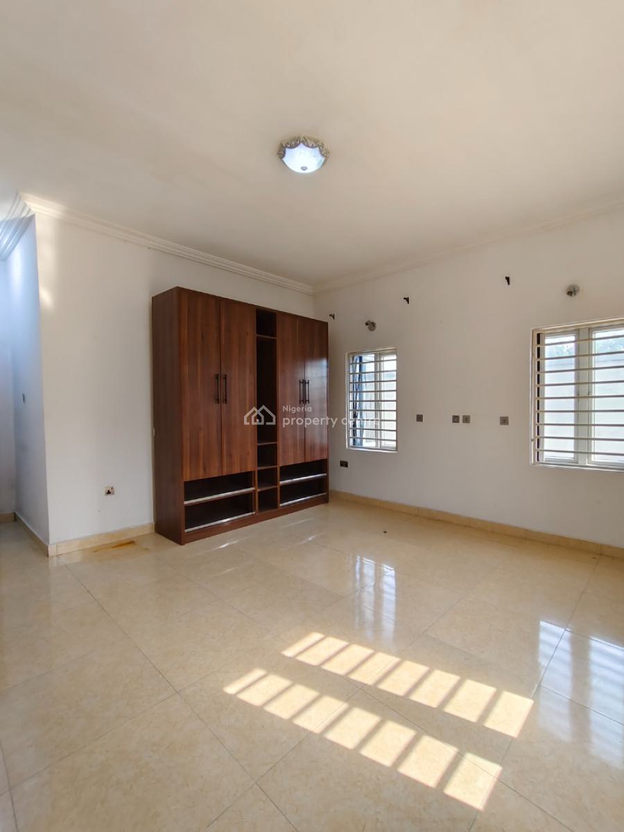 Sharp and Spacious 2 Bedrooms Service Apartment, Peninsula, Off Abraham Adesanya, Ajah, Lagos, Flat / Apartment for Rent