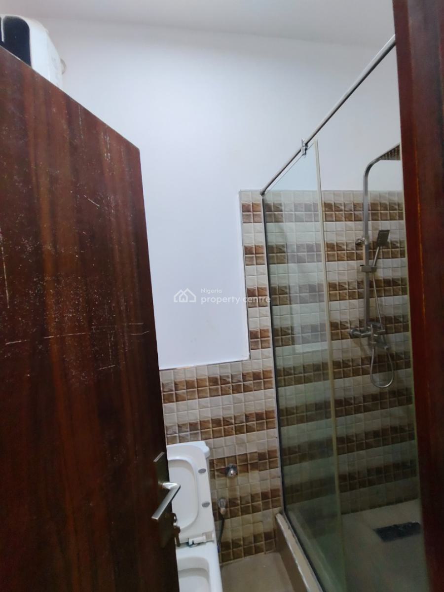 Sharp and Spacious 2 Bedrooms Service Apartment, Peninsula, Off Abraham Adesanya, Ajah, Lagos, Flat / Apartment for Rent