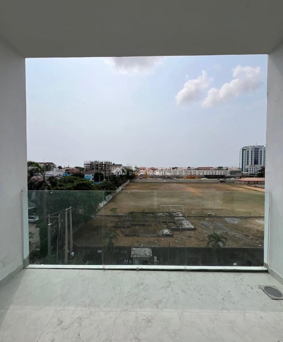 Modern 2bedroom Apartment Offering Comfort &convenience in a Prime Env, Victoria Island (vi), Lagos, Flat / Apartment for Rent