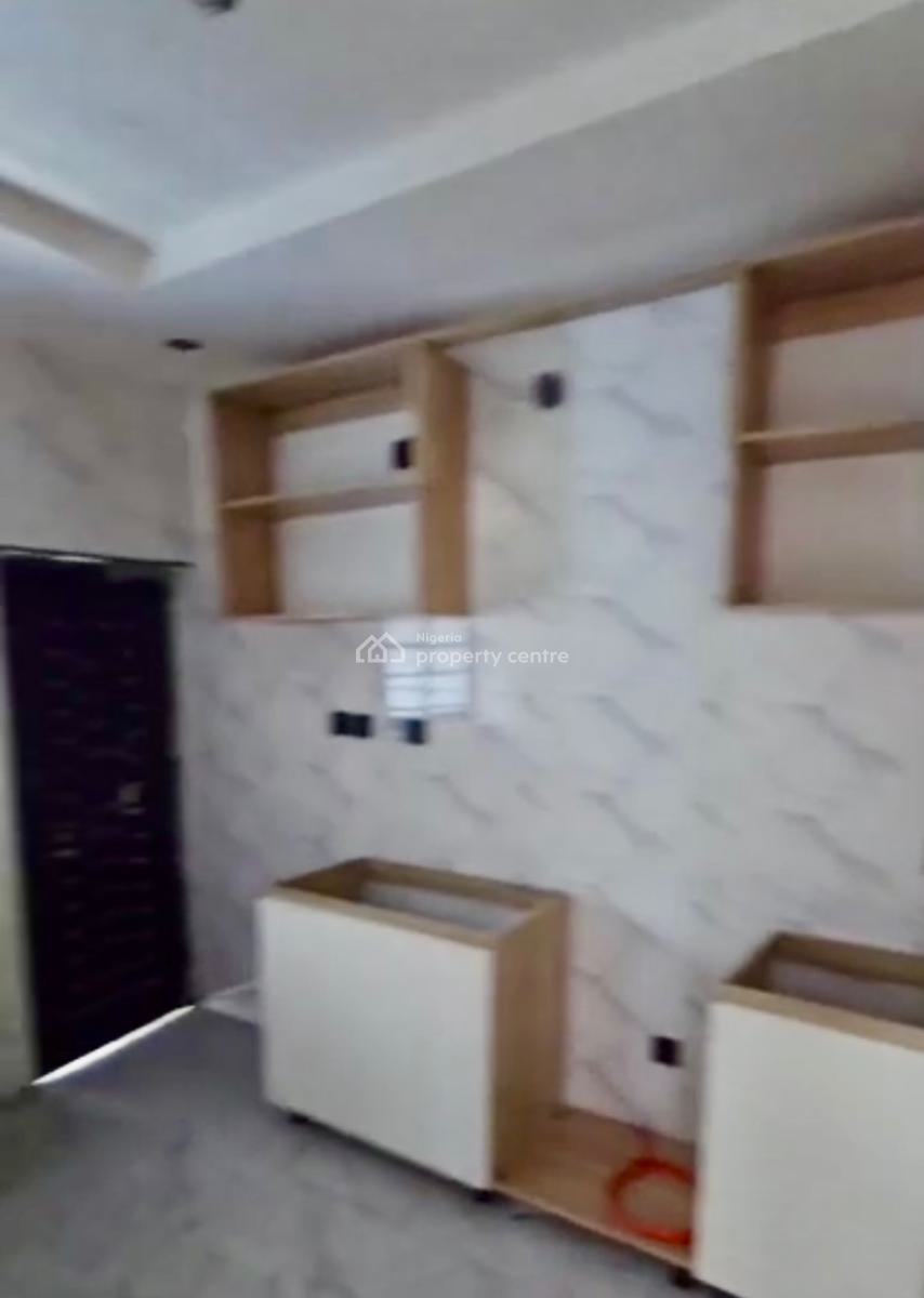 Executive and Luxurious Brand New in Access Control Estate, Estate Behind Blenco, Olokonla, Ajah, Lagos, Flat / Apartment for Rent