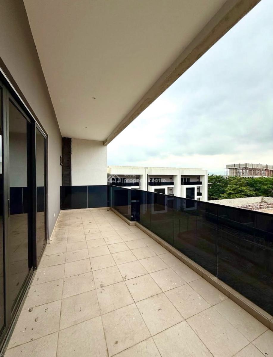 Decently Built 5 Bedroom Semi-detached Duplex with Bq, Jabi, Abuja, Semi-detached Duplex for Sale