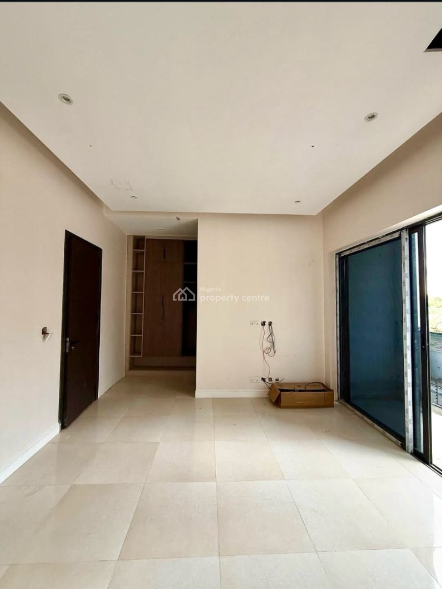 Decently Built 5 Bedroom Semi-detached Duplex with Bq, Jabi, Abuja, Semi-detached Duplex for Sale