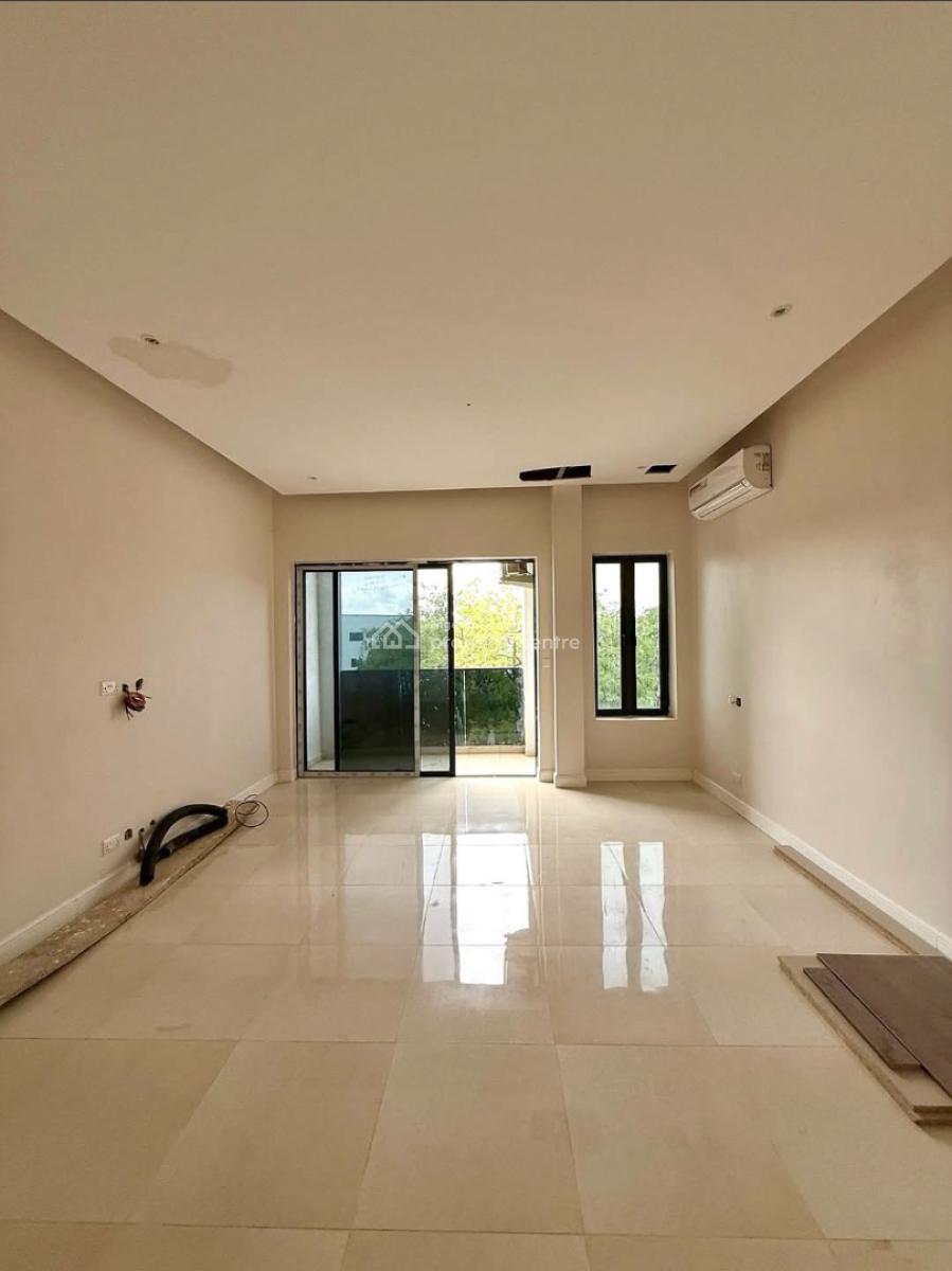 Decently Built 5 Bedroom Semi-detached Duplex with Bq, Jabi, Abuja, Semi-detached Duplex for Sale