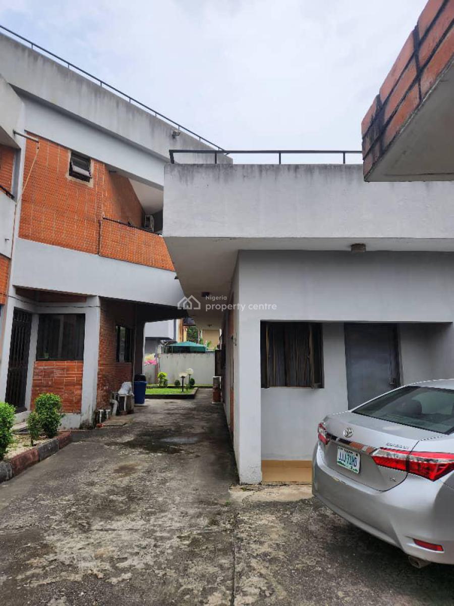 a Corner Piece Land Measuring 1058.47sqm with a 5bed Detached Duplex, Gra, Ogudu, Lagos, Residential Land for Sale