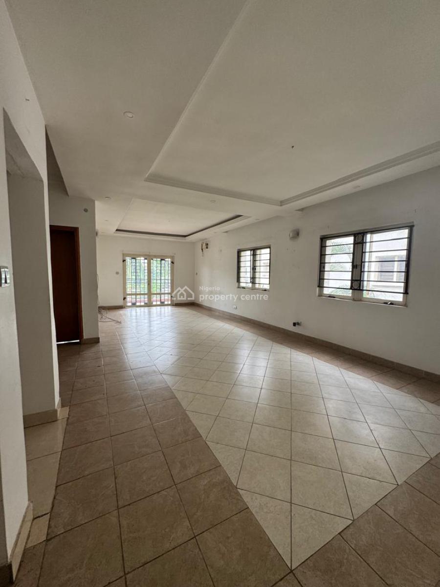 Spacious  Fully Serviced 4 Bedroom Semi Detached House with 2 Rooms Bq, Close 105, Banana Island, Ikoyi, Lagos, Semi-detached Duplex for Rent