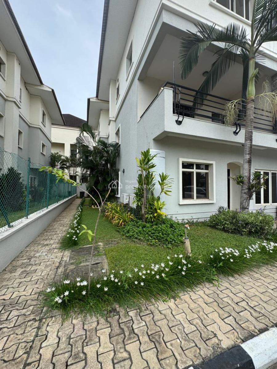 Spacious  Fully Serviced 4 Bedroom Semi Detached House with 2 Rooms Bq, Close 105, Banana Island, Ikoyi, Lagos, Semi-detached Duplex for Rent