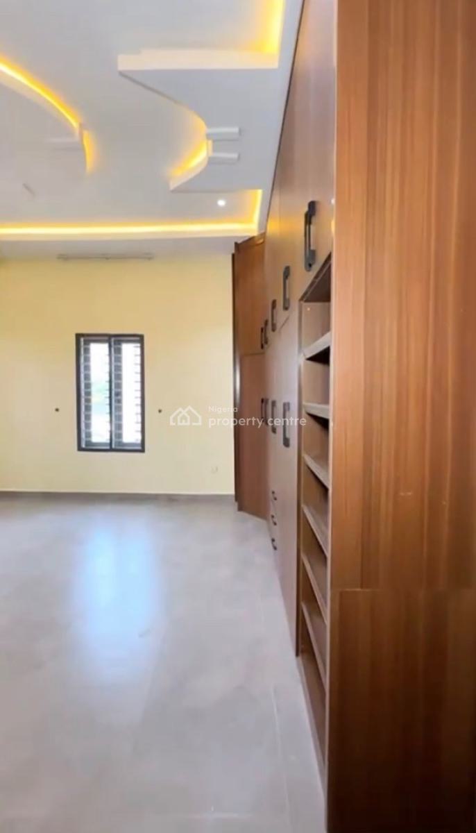 7 Bedrooms Mansion with 3 Living Rooms, Efab Metropolis, Karsana, Abuja, Detached Duplex for Sale