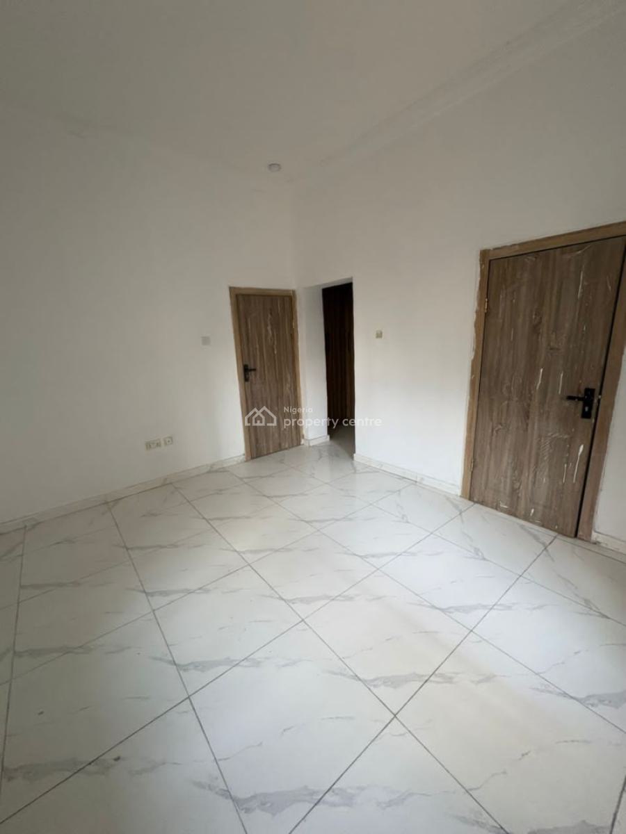 Exquisite 3 Bedroom Apartment, Salem Ikate, Lekki Phase 1, Lekki, Lagos, Flat / Apartment for Sale