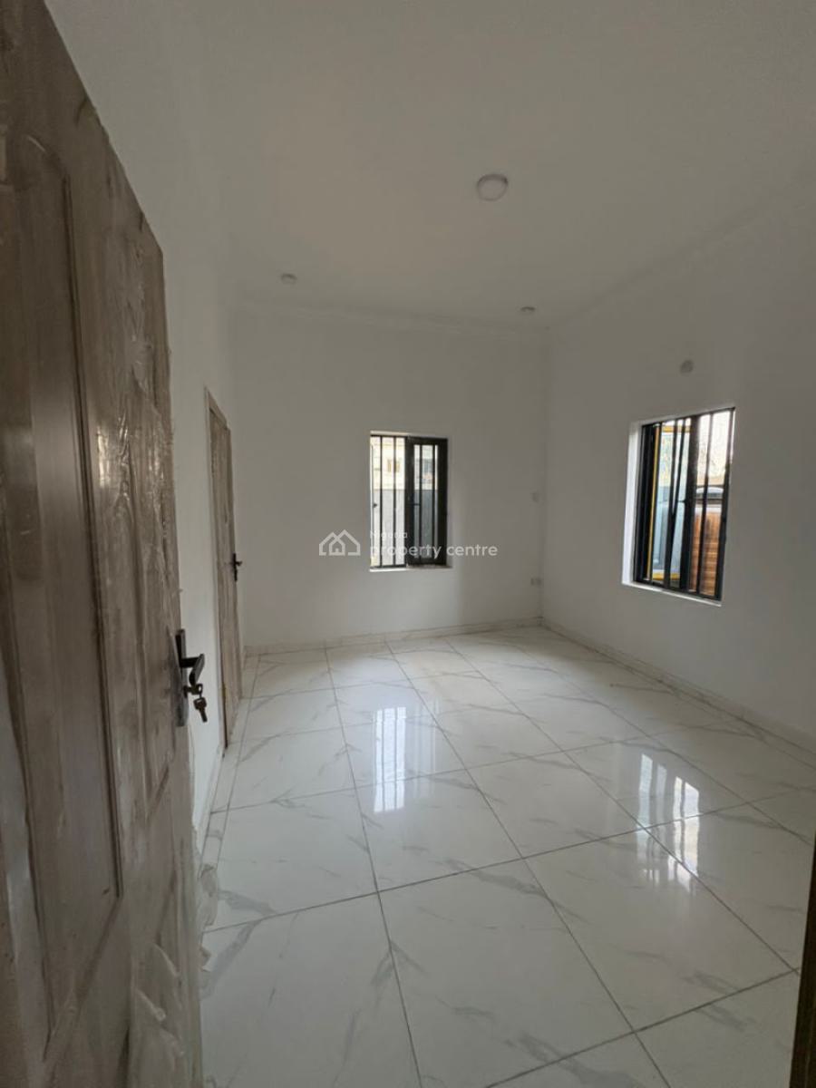 Exquisite 3 Bedroom Apartment, Salem Ikate, Lekki Phase 1, Lekki, Lagos, Flat / Apartment for Sale