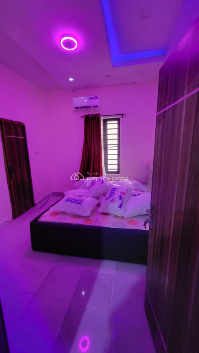 Exquisite 4 Bedroom Semi-detached Duplex with Bq, Creek Estate Ikate, Lekki Phase 1, Lekki, Lagos, Semi-detached Duplex for Sale