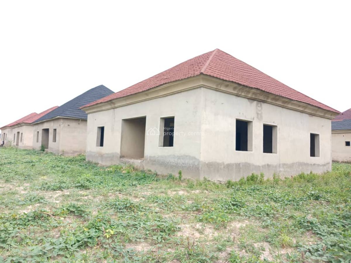 Mortgage 3 Bedroom Bungalow, By Centenary City Airport Road, Lugbe District, Abuja, Detached Bungalow for Sale