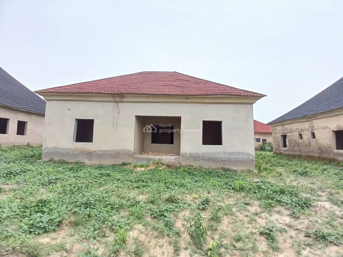 Mortgage 3 Bedroom Bungalow, By Centenary City Airport Road, Lugbe District, Abuja, Detached Bungalow for Sale