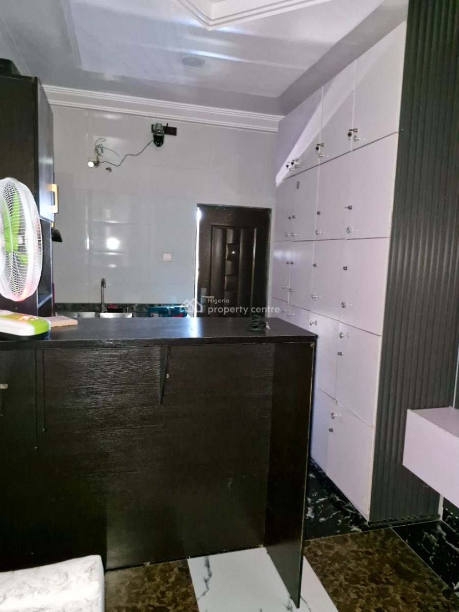 Luxury Shared Apartments Girls House, Kusenla Road, Lekki, Lagos, Flat / Apartment Short Let