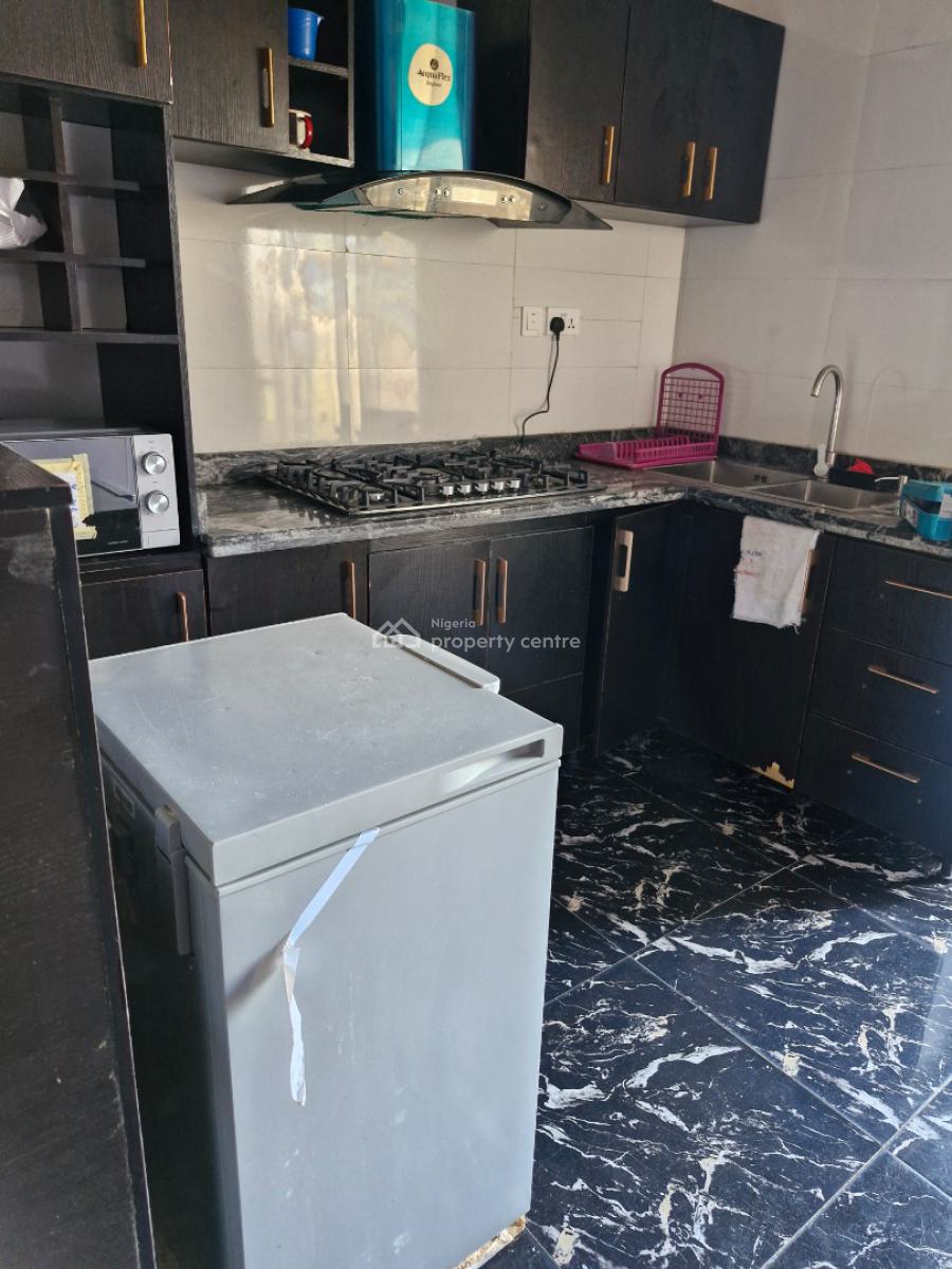 Luxury Shared Apartments Girls House, Kusenla Road, Lekki, Lagos, Flat / Apartment Short Let