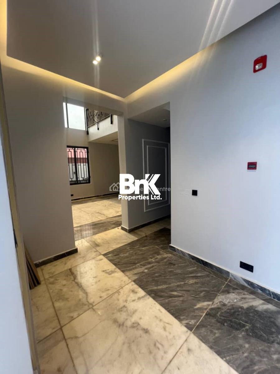 5 Bedrooms Fully Detached House Sitting on 850 Sqm with a Room Bq, Lekki Phase 1, Lekki, Lagos, Detached Duplex for Rent