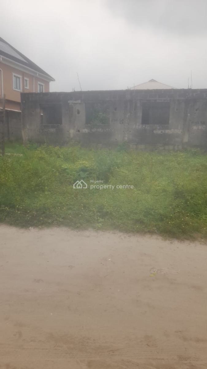 Distress Dry Land with Structure of Bungalow, Ogombo Ajah Lagos, Ogombo, Ajah, Lagos, Mixed-use Land for Sale