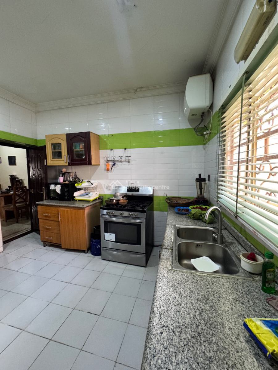 Solidly Built & Luxurious 3-beds Fully Detached Bungalow, By Von Luxury Estate Near Trademore Estate, Lugbe District, Abuja, Detached Bungalow for Sale