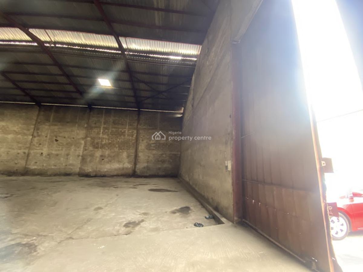 850 Sqm Warehouse for Storage & Manufacture Available, Eric Moore, Surulere, Lagos, Warehouse for Rent