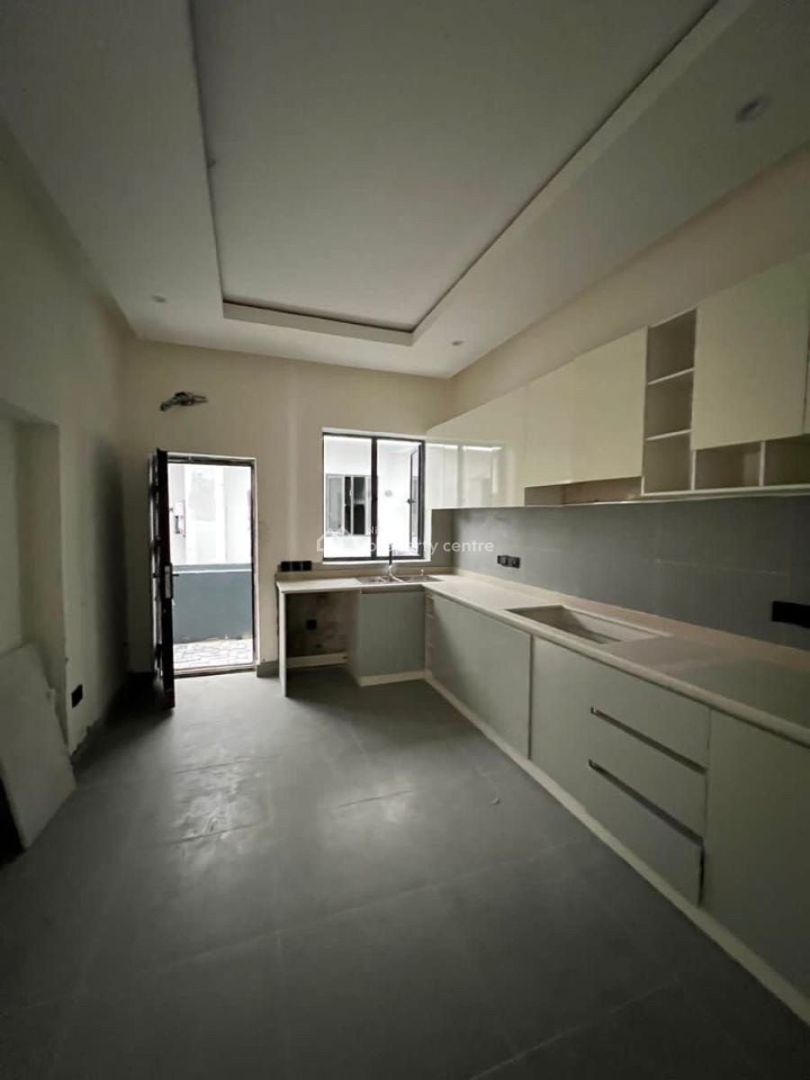 Lovely 4 Bed Terrace Duplex Serviced, Osapa London, Osapa, Lekki, Lagos, Terraced Duplex for Sale