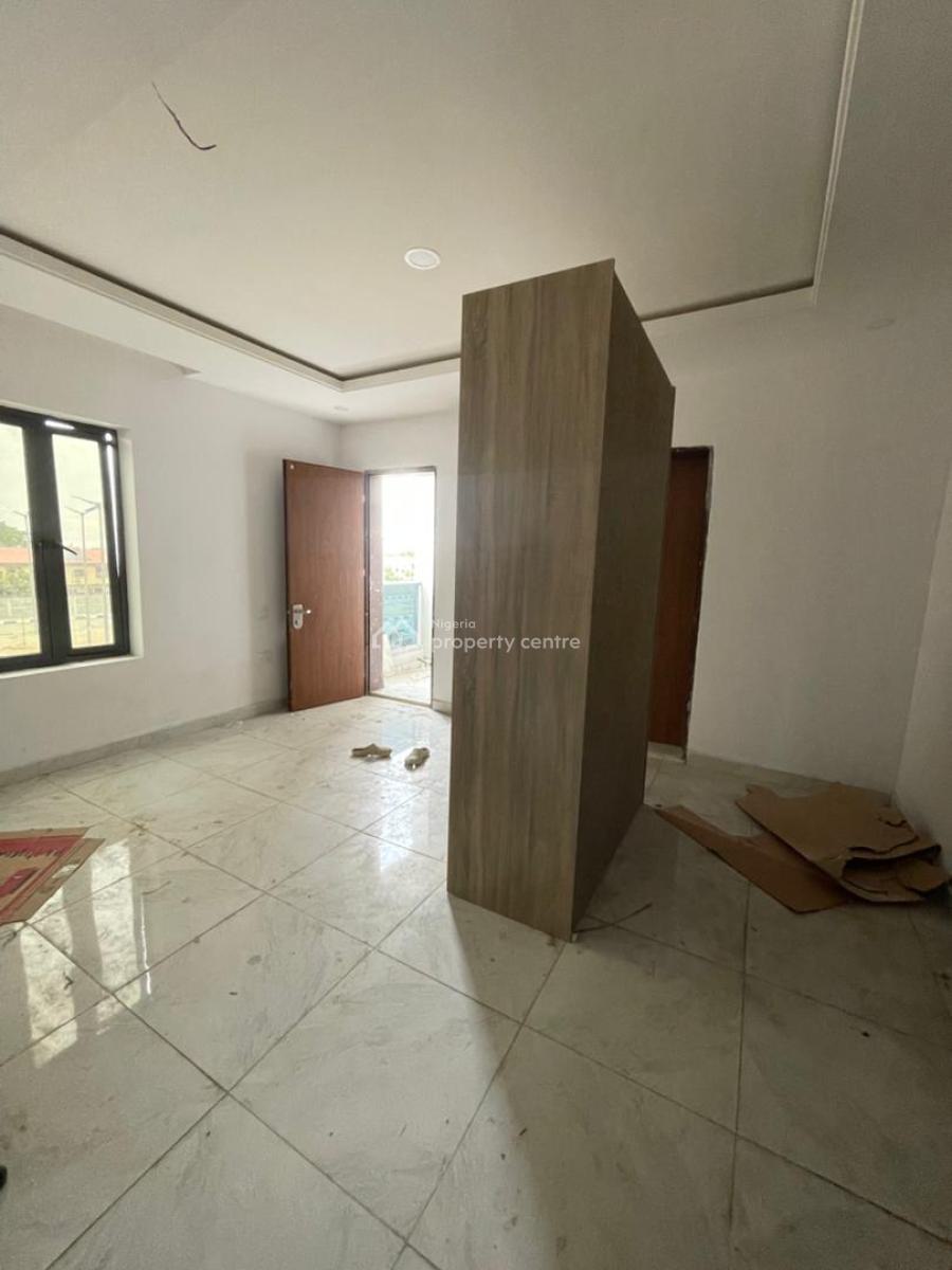 Fully Service 8 Units of 3 Bedroom Flat with Bq, Right, Lekki Phase 1, Lekki, Lagos, House for Rent