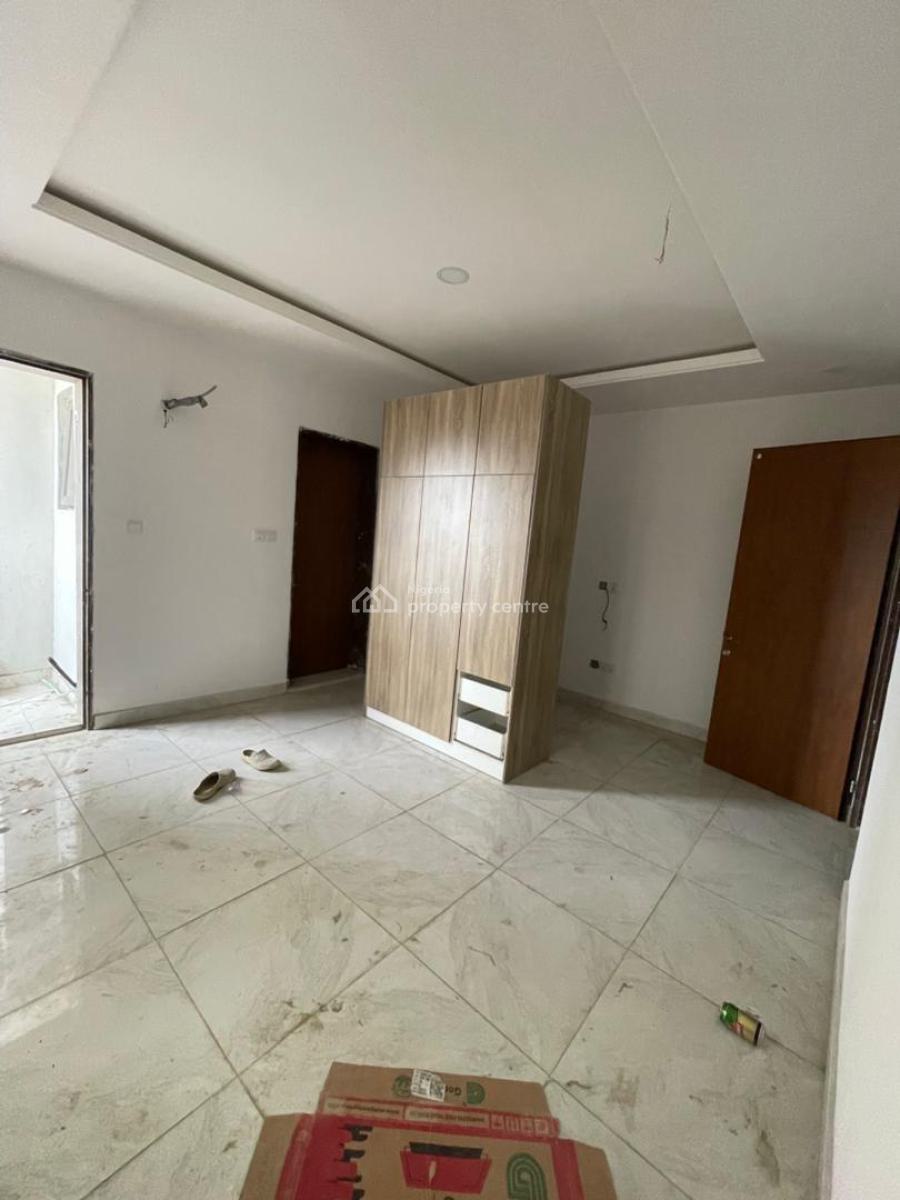 Fully Service 8 Units of 3 Bedroom Flat with Bq, Right, Lekki Phase 1, Lekki, Lagos, House for Rent