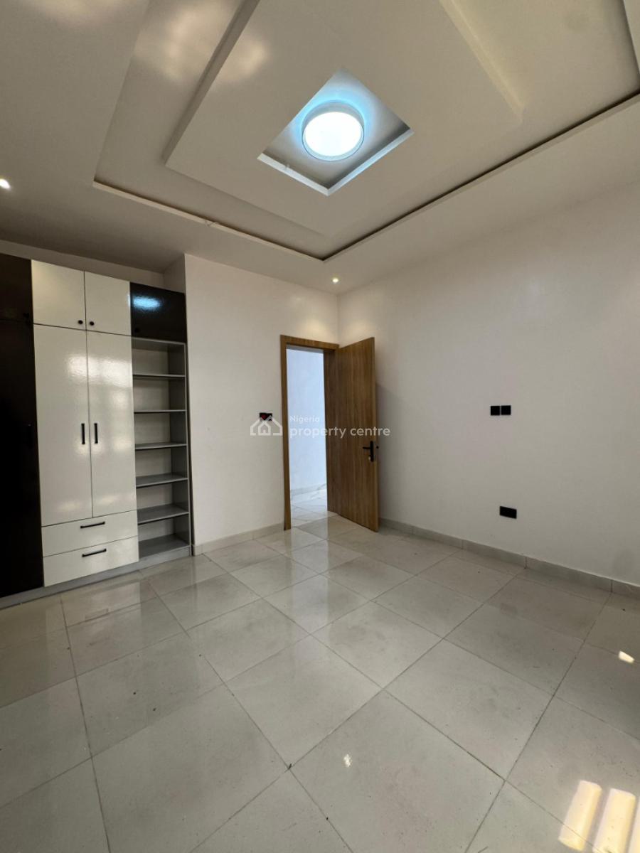 Abraham Adesanya Lekki, Abraham Adesanya, Lekki, Lagos, Block of Flats for Sale