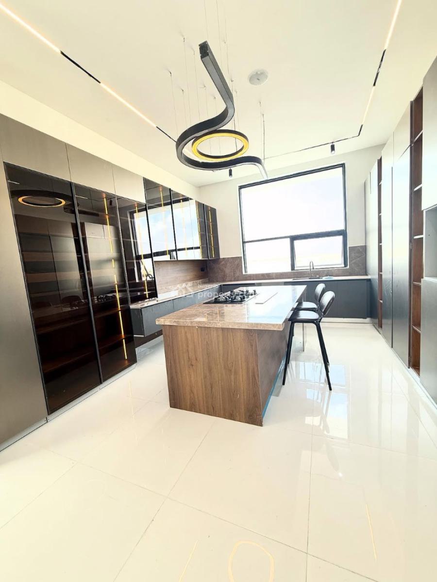 5 Bedrm Waterfront Mansion + Bq, Cinema, S/p, Osapa Lekki, Osapa, Lekki, Lagos, Detached Duplex for Sale