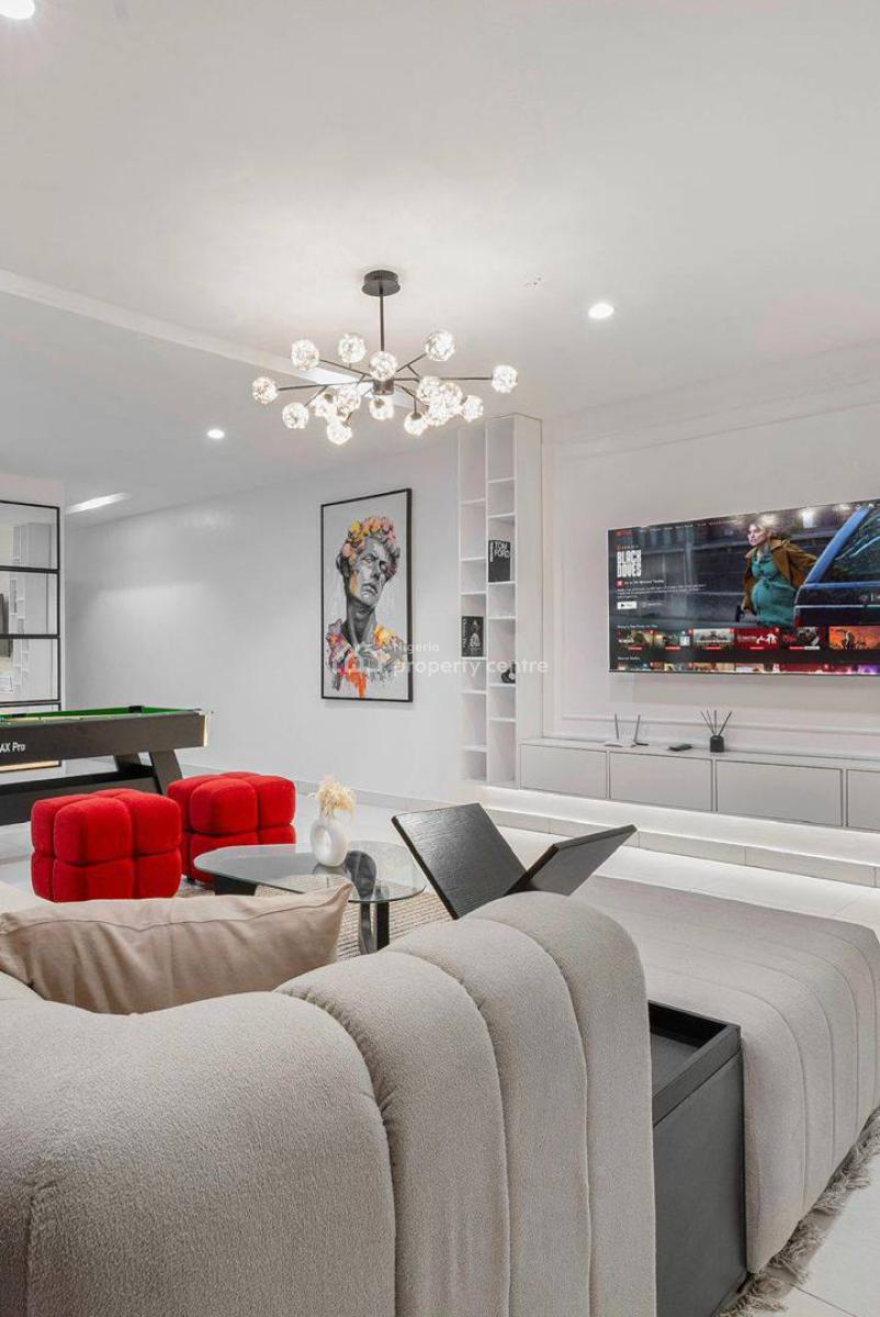 2 Bedroom Service Apartment, Lekki Phase 1, Lekki, Lagos, Flat / Apartment Short Let