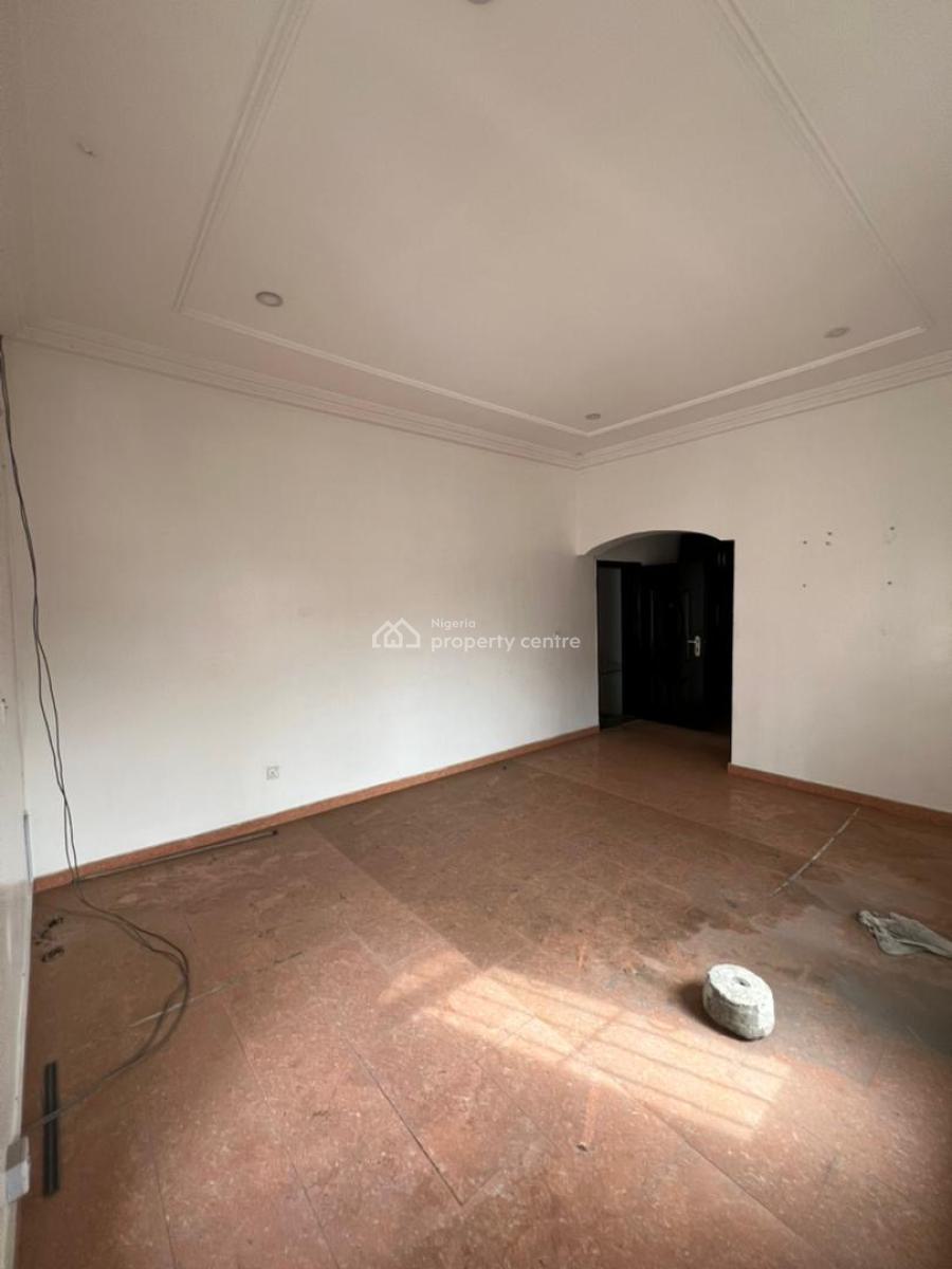 Tastefully Built 4 Bedroom, Lekki Central, Lekki Phase 1, Lekki, Lagos, Semi-detached Duplex for Rent