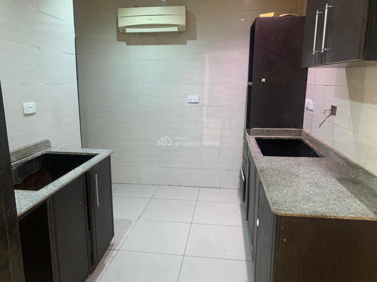 Spacious 2bedroom Apartment, Old Ikoyi, Ikoyi, Lagos, Flat / Apartment for Rent
