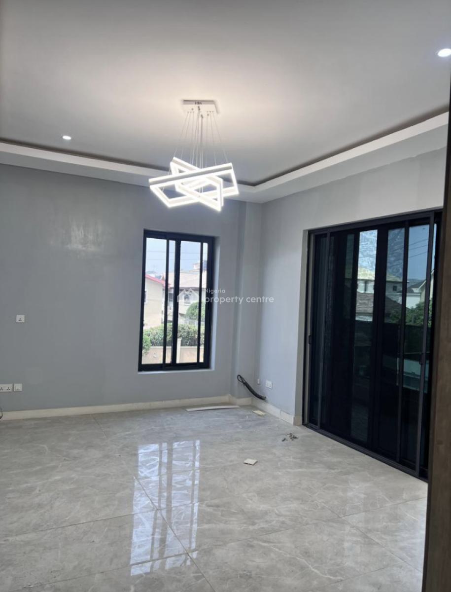 3 Bedroom Apartment, Lekki Phase 1, Lekki, Lagos, Flat / Apartment for Sale