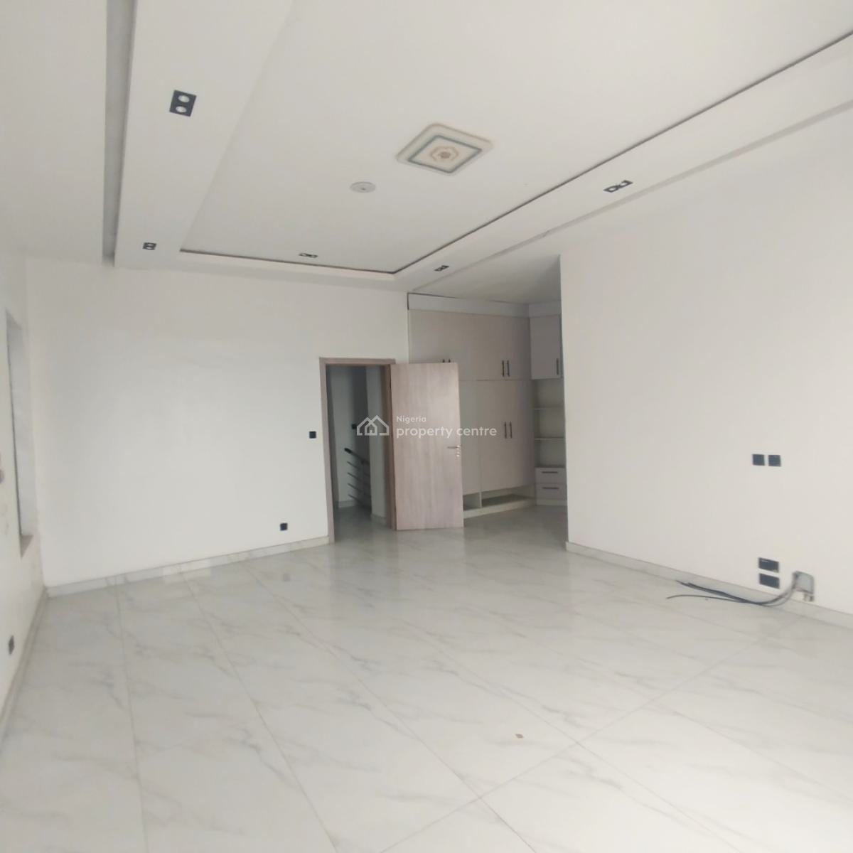 Fantastic 4 Bedroom Semi Detached Duplex with Bq, Ikate, Ikate, Lekki, Lagos, Semi-detached Duplex for Sale