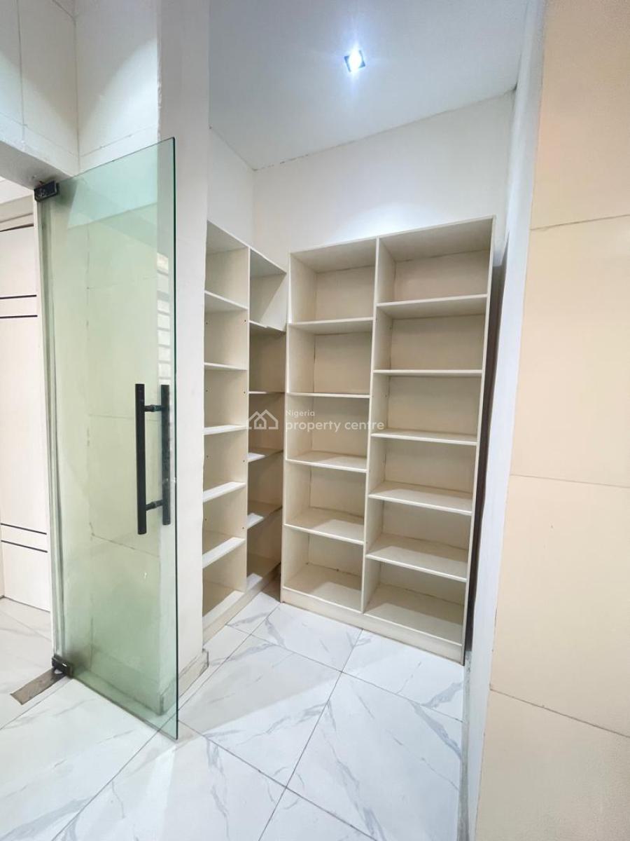 Beautiful 5 Bedroom Detached Duplex with Bq & Pool in a Secured Estate, Chevron, Lekki, Lagos, Detached Duplex for Sale