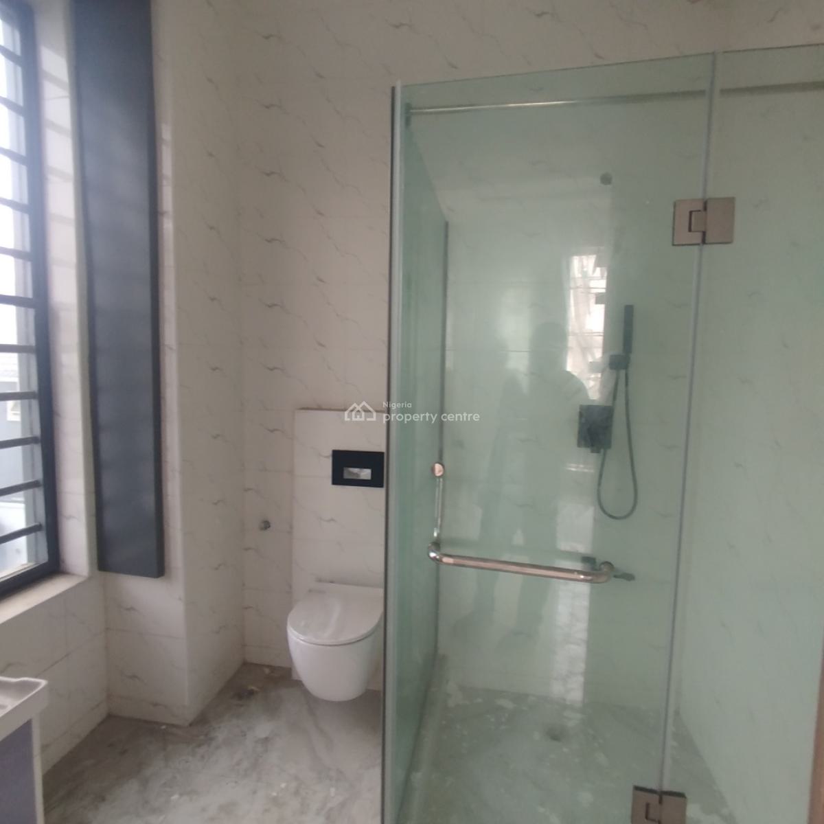 Fantastic 3 Bedroom Flat with Bq, Ikate, Ikate, Lekki, Lagos, Flat / Apartment for Sale