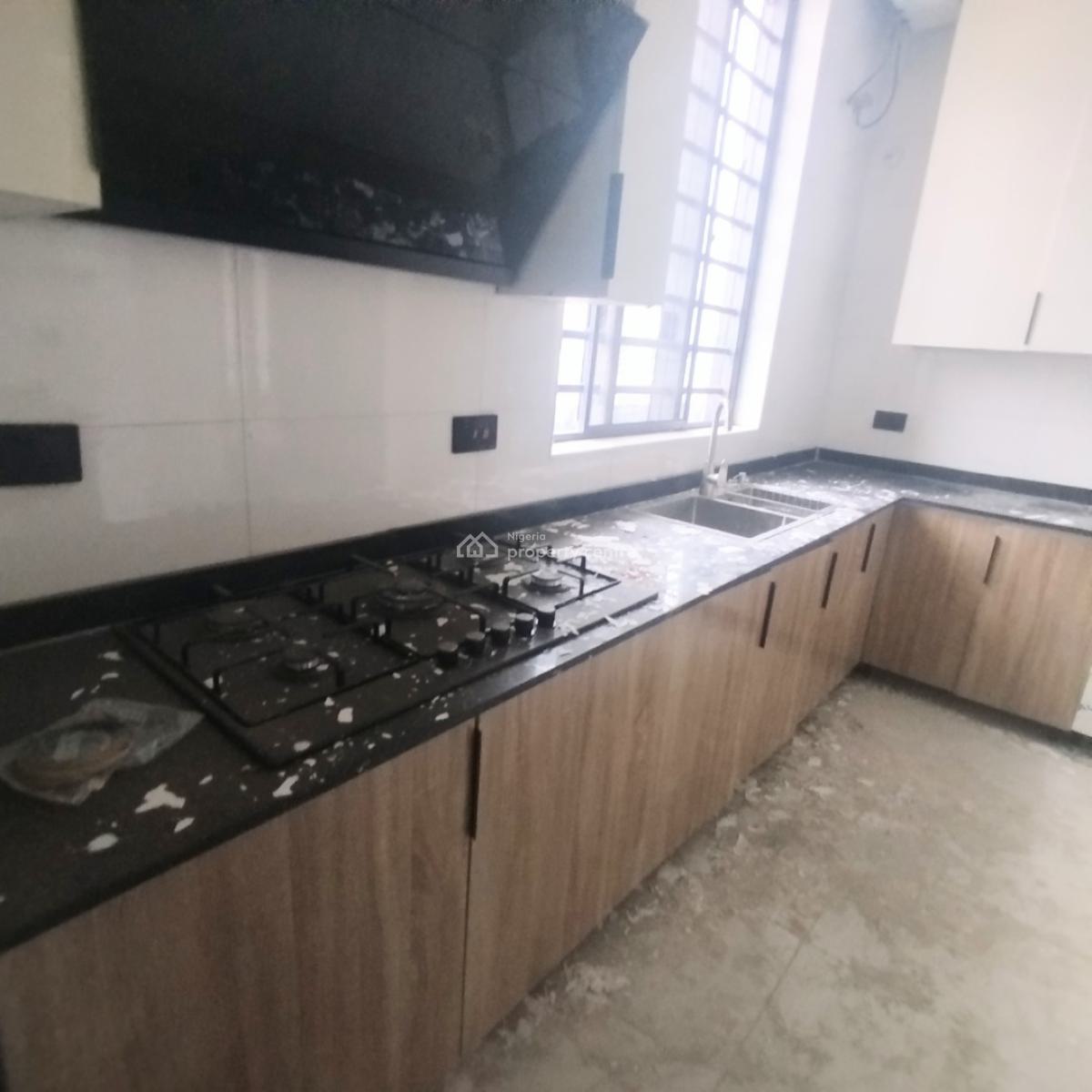 Fantastic 3 Bedroom Flat with Bq, Ikate, Ikate, Lekki, Lagos, Flat / Apartment for Sale