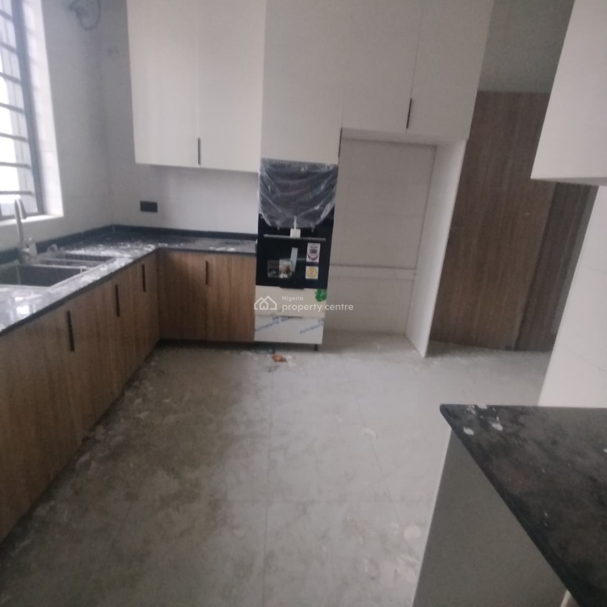 Fantastic 3 Bedroom Flat with Bq, Ikate, Ikate, Lekki, Lagos, Flat / Apartment for Sale